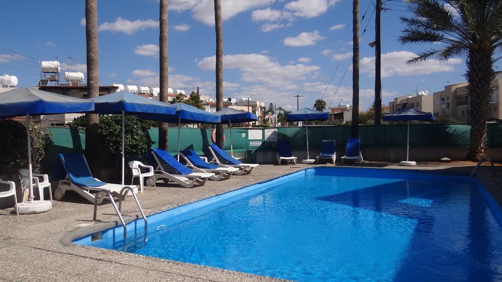 Klashiana Hotel Apartments Вороклини Экстерьер фото