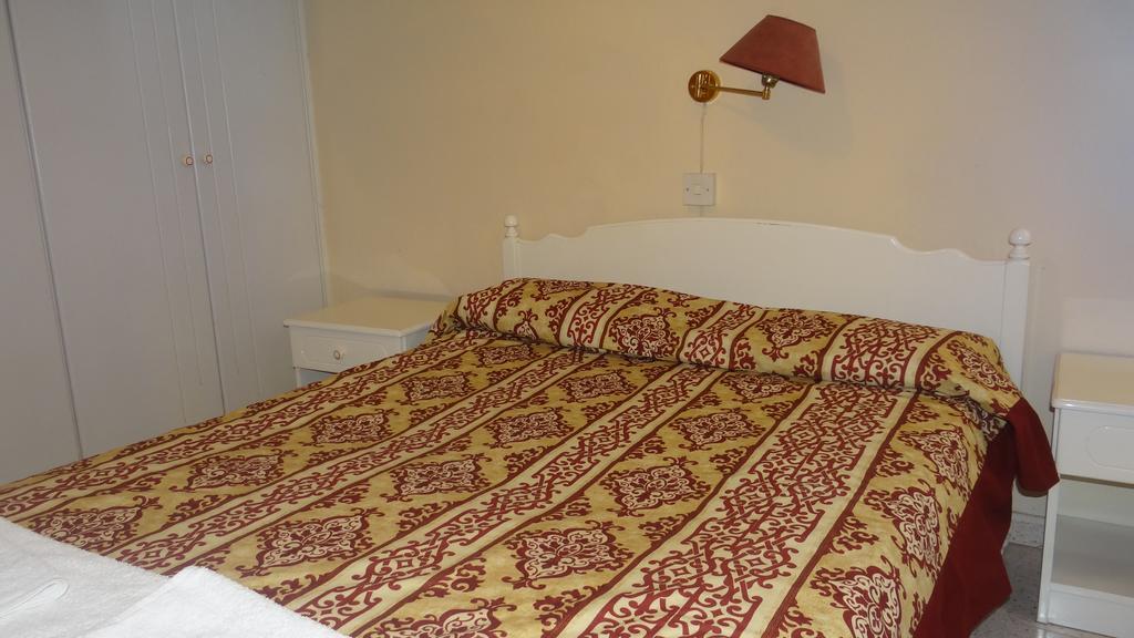 Klashiana Hotel Apartments Вороклини Экстерьер фото