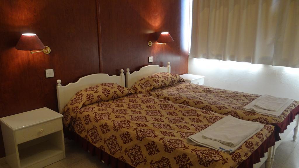 Klashiana Hotel Apartments Вороклини Экстерьер фото